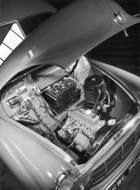 Morris Minor Series II (1953) - der Motor kam vom Austin A 35 und leistete 30 PS