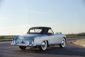 Nash-Healey Convertible (1952) - das Dach raubt einiges von der Rundumsicht Nash-Healey Convertible (1952) - das Dach raubt einiges von der Rundumsicht