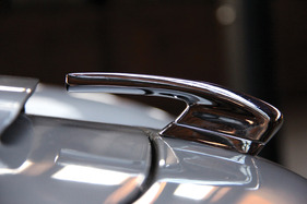 Nash-Healey Roadster (1952) - durch Pinin Farina gestalteter Sportwagen - als Lot 106 versteigert durch RM Auctions an der Amelia Island Versteigerung am 9. März 2013