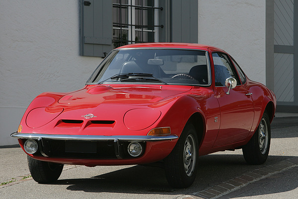 Opel GT 1100 (1970) - Die Schlafaugen erlauben eine flache Frontpartie