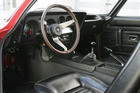 Opel GT 1100 (1970) - das Interieur wirkt sehr sportlich, das Simili-Holzlenkrad ist hier mit Leder überzogen
