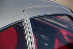 Opel GT 1900 (1971) – Weit ins Dach ragende Türausschnitte