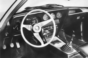 Opel GT (1968) - vollständige Uhrenausstattung bei dieser luxuriöseren Version