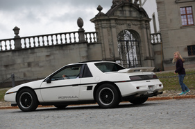 Pontiac Fiero Formula (1988) - am Kunststoffautotreffen "Fantastic Plastic 2016"