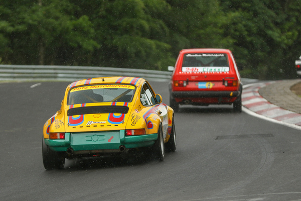 Porsche 911 S/R  an der Historic Trophy Nürburgring 2016 - FHR Langstrecken Cup