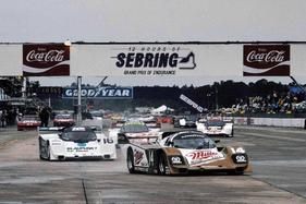 Porsche 962 (1988) - Start der 12 Stunden von Sebring 1988 mit dem #14 Porsche 962 von Al Holbert und Chip Robinson in der Polposition (12 Stunden von Sebring 1988)
