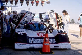 Porsche 962 (1989) - Gesamtdritter waren James Weaver (GB) und Dominic Dobson (USA) mit ihrem Porsche 962 (12 Stunden von Sebring 1989)
