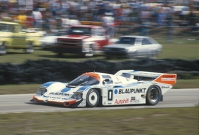 Porsche 962 C (1989) - Der Joest Racing Porsche 962 mit Bob Wollek platzierte sich am Schluss auf Gesamtplatz 5 (12 Stunden von Sebring 1989)