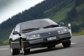 Renault-Alpine V6 GT (1990) - am Kunststoffautotreffen "Fantastic Plastic 2016"