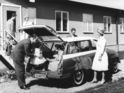 Saab 95 (1959) - im grossen Kofferraum des Kombis gab es eine dritte Sitzreihe entgegen der Fahrtrichtung