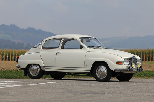 Saab 96 V4 Deluxe (1969) - die Silhouette änderte sich in den 20 Jahren Bauzeit nicht