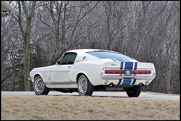 Shelby GT500 Super Snake von 1967 - versteigert von Mecum für den Rekordpreis von USD 1,3 Millionen im Mai 2013