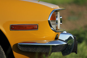 Triumph Stag (1970) - ähnliche Styling-Elemente wie in der parallel produzierten Limousine