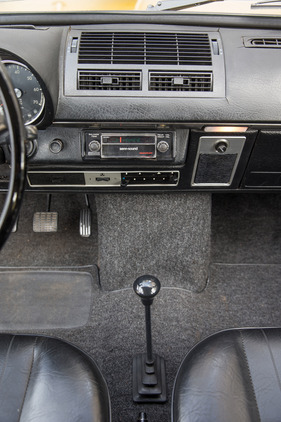 VW K 70 L (1970) - dank Frontantrieb kein Kardantunnel nötig