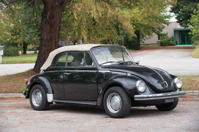 Volkswagen Beetle Cabriolet (1974) - als Lot 215 angeboten an der RM/Sotheby's Duemila Ruote Versteigerung am 25. bis 27. November 2016
