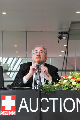 "... und zum Dritten - Verkauft" - an der Versteigerung der Oldtimer Galerie am 23. April 2016 in Toffen