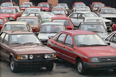 Artikelbild Wertverlust bei Neuwagen einst und heute - ein Paradoxon?