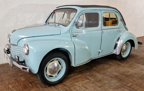 Renault 4CV R1062 (1953) Renault 4CV R1062 (1953)