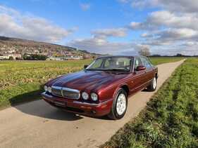 Jaguar XJ 4.0 V8 Sovereign (1998) Jaguar XJ 4.0 V8 Sovereign (1998)