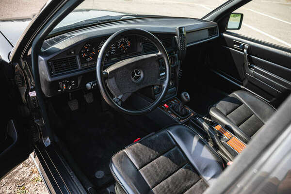 Mercedes-Benz 190 E 2.5-16 Evolution II