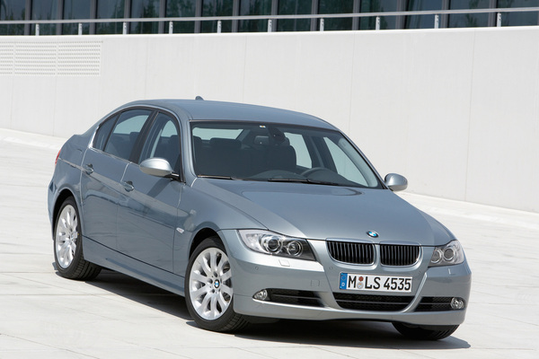 BMW 330i