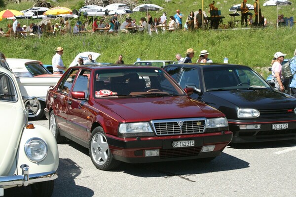 Lancia Thema 8.32