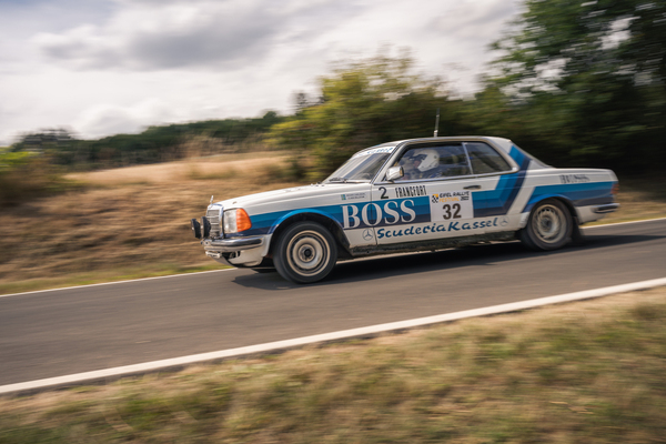 Mercedes-Benz 280 CE