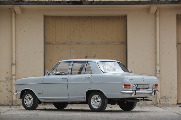 Opel Ascona 1700