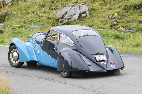Peugeot 402