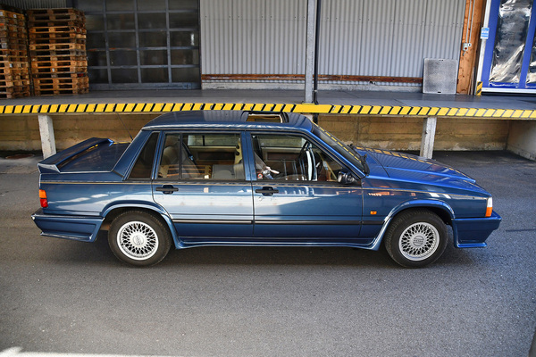 Volvo 740