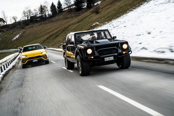 Lamborghini LM002