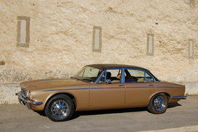 Daimler Double Six Vanden Plas