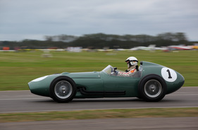 Bild zu Bildergalerie - Formel 1 und Inter-Continental Formula 1954-1961 - Richmond & Gordon Trophies am Goodwood Revival 2012