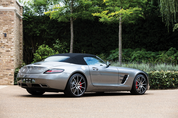Mercedes-Benz SLS AMG