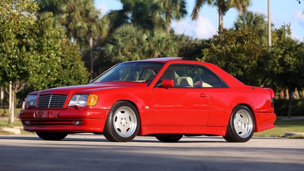 Mercedes-Benz 300 CE-24