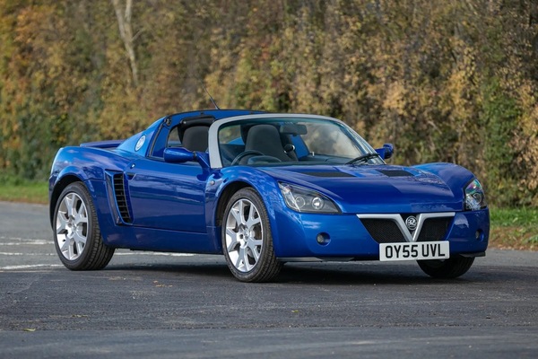 Vauxhall VX 220