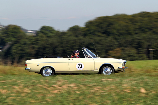 Audi 100 LS