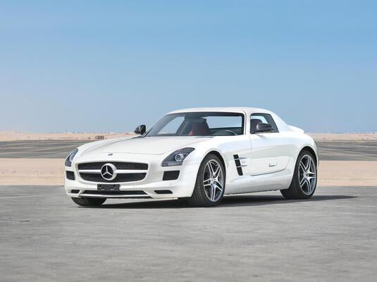 Mercedes-Benz SLS AMG