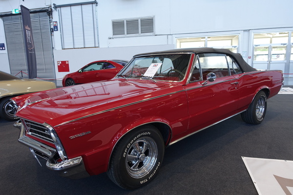 Pontiac Tempest Custom