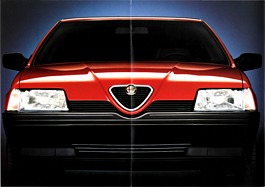 Alfa Romeo 164 - Verkaufsprospekt (1990) - Seiten 2 und 3