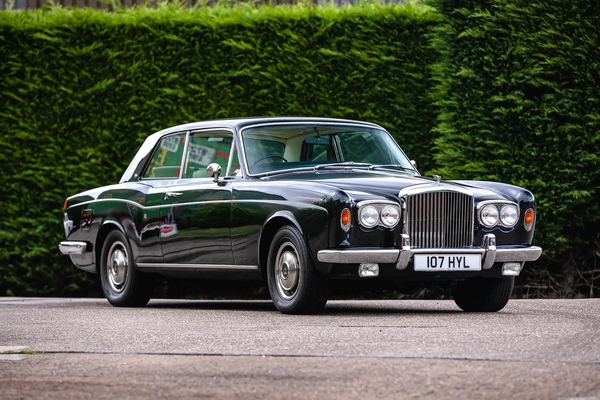 Bentley Corniche