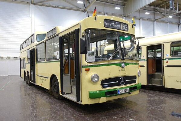 Mercedes-Benz O 317