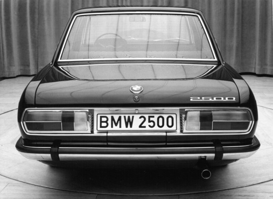 BMW 2500