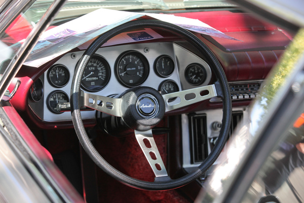 Studebaker Avanti II