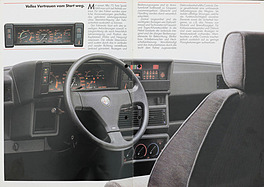 Alfa Romeo 75 - Verkaufsprospekt (1991) - Seiten 4 und 5