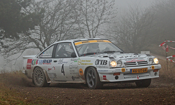 Opel Manta i200