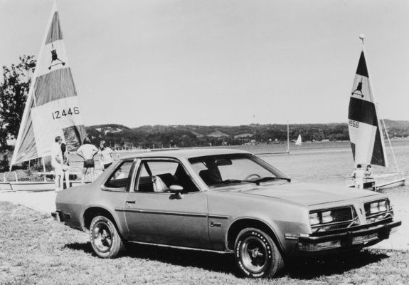 Pontiac Sunbird