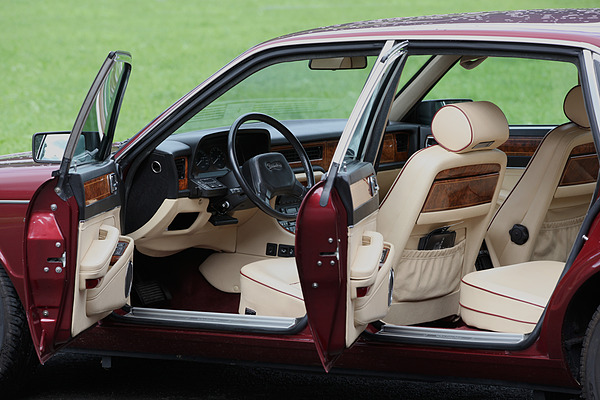 Daimler XJ