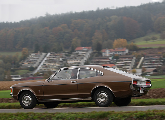 Ford (D) Granada