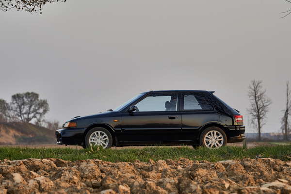 Mazda 323 GT-R